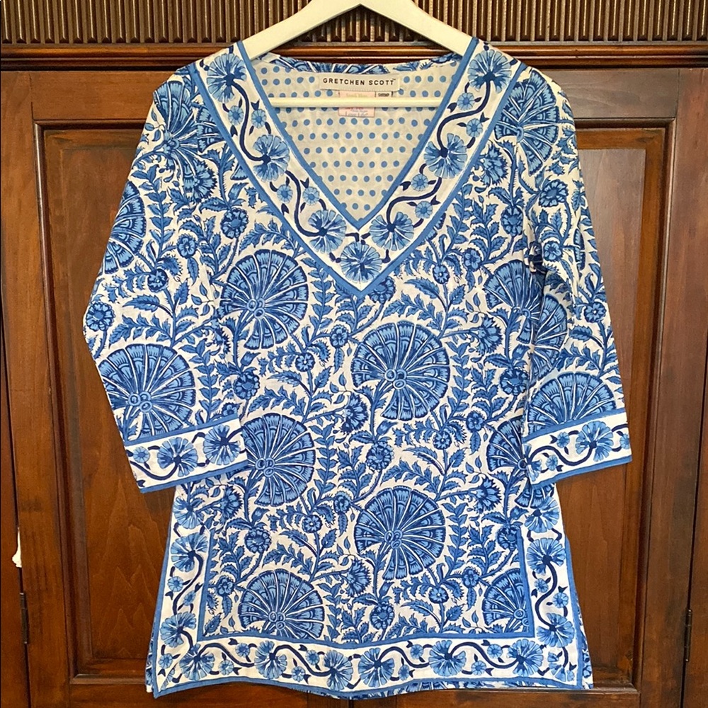 Gretchen Scott Delft Porcelain blue and white print tunic V neck Coastal summer